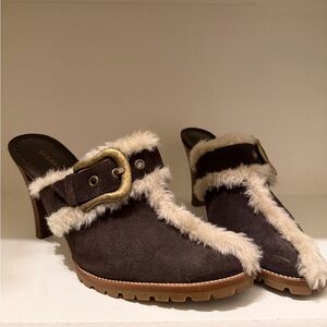 Gianni Bini Brown Heels with Cream Fur Trim and Gold Buckle